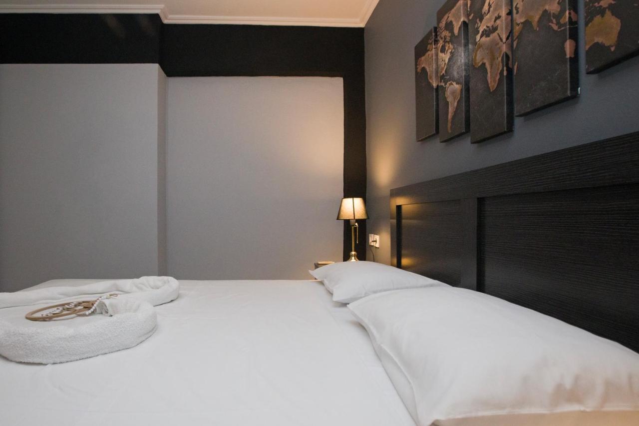 3 Keys Apartamento Chalkís
